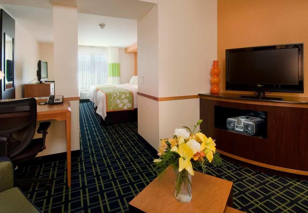 Fairfield Inn & Suites By Marriott Austin Parmer Tech Ridge Exterior foto